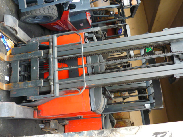 二手叉车销售，泰州电动叉车价格，转让“上海二手叉车大世界” CPCD10-30