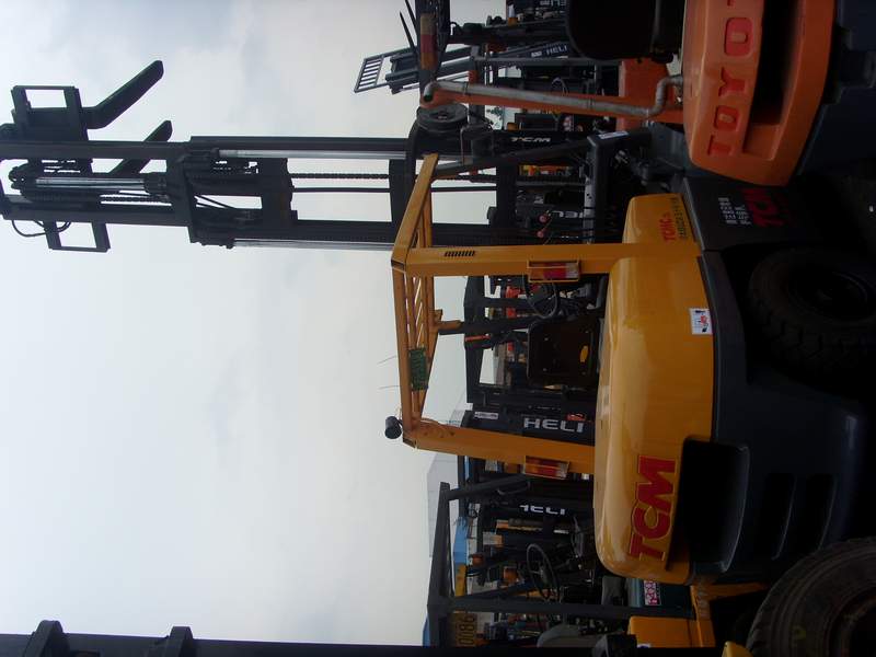 转让2008年4月产杭州3吨柴油叉车，免费保修一年 1吨-3吨内燃叉车