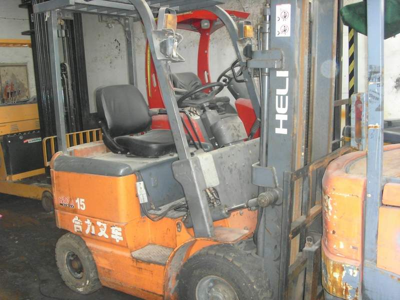 二手内燃叉车价格、二手合力叉车3吨价格 3吨