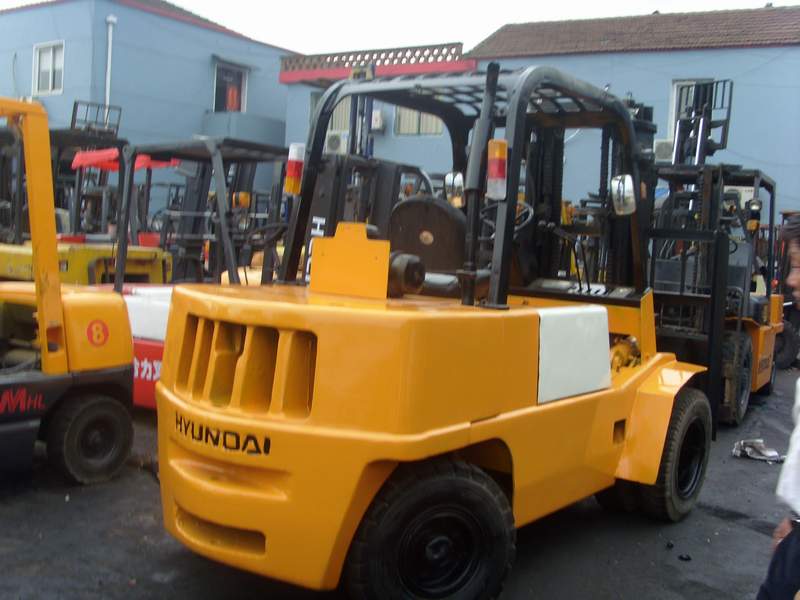 徐州二手仓储设备网|二手叉车专卖|二手叉车批发 多型号 合力电动叉车，超静音低碳无污染