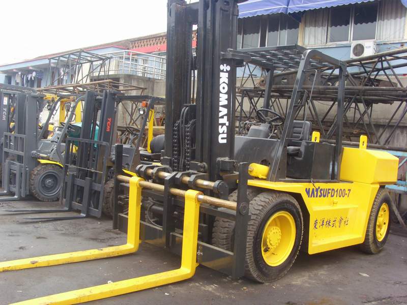 二手叉车遍地有，质量服务我最优 进口国产多型号 二手叉车转让，二手柴油叉车，二手电动叉车齐全，起升高度3米~8米不等