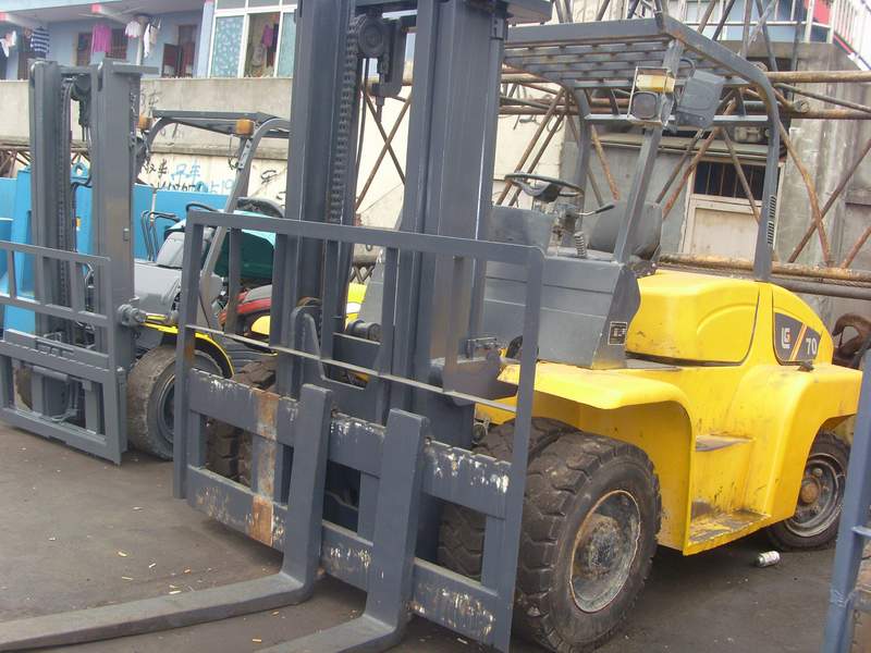铜陵市二手堆高车 国内国外各种型号 销售1-10吨柴油二手叉车,1-3吨二手电动叉车,电瓶铲车：二手叉车，二手铲车, 手物流设备