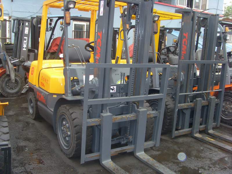 淮北市电动叉车二手机械设备 国内国外各种型号 上海二手叉车，叉车，上海叉车，二手铲车，杭州3-6吨叉车，合力叉车，合力