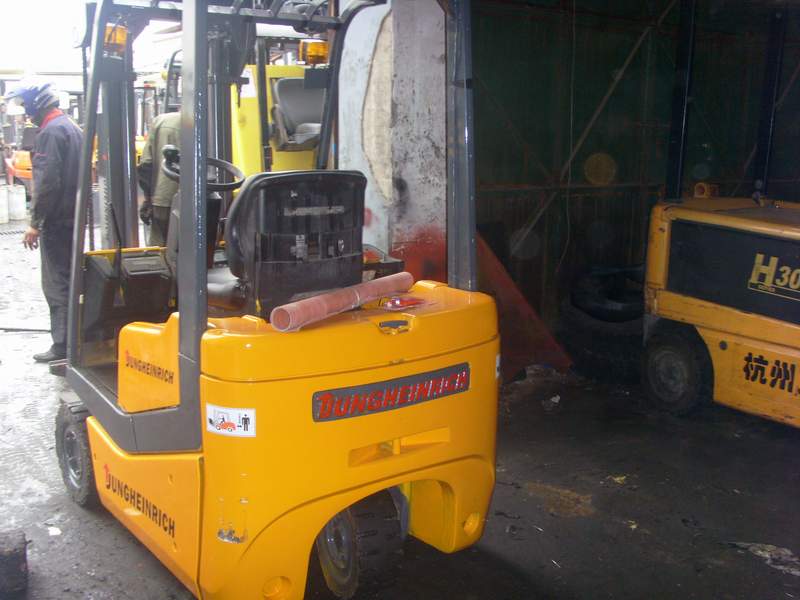 供应九成新6吨合力叉车 杭州叉车 大连叉车 TCM叉车 保修半年 CPCD60 二手叉车 二手铲车 二手内燃铲车 二手电动叉车 二手电瓶铲车 二手前移叉车 二手堆高铲车