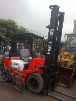 二手高门架叉车 30