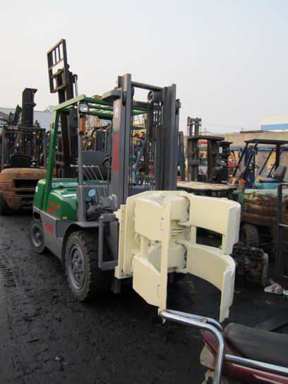 二手圆夹抱叉车|二手纸卷夹叉车|卡斯卡特圆夹抱 1-5吨