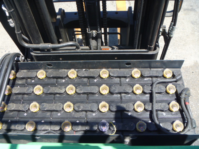 F.Uchiyama提供日本原装丰田电动前移式叉车 7FBR15-24516