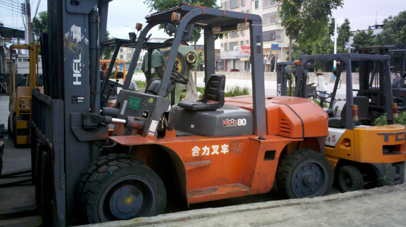 合力8吨叉车 CPCD80_中国叉车网(www.chinaforklift.com)