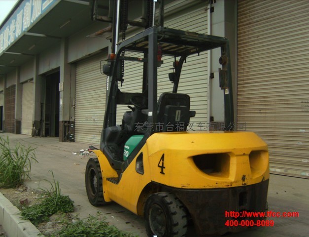 （4）小松FD30T-16二手叉车 FD30T-16
