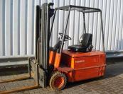 平衡重叉车L1528