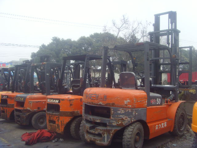 求购柴油叉车1-30吨 不限