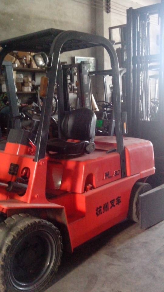杭州3吨N系列 CPC30_中国叉车网(www.chinaforklift.com)