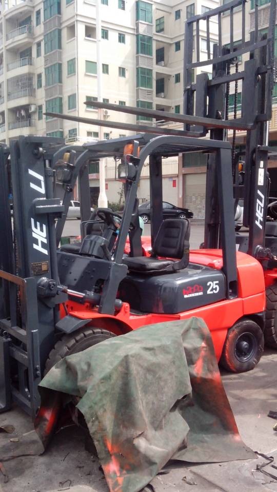 合力H2000两吨半叉车 CPC25