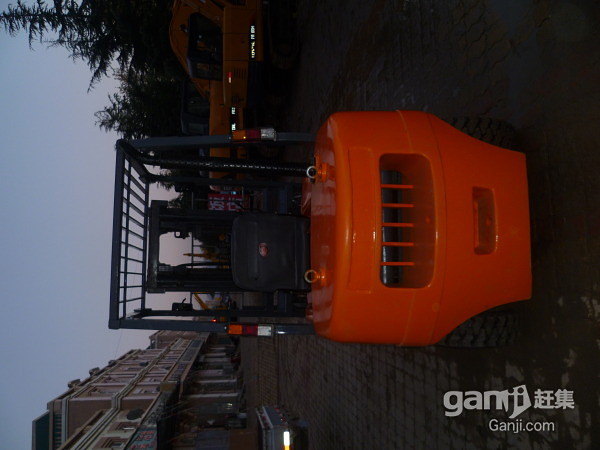 烟台斗山9成新叉车低价转让 - 5.5万 D30G