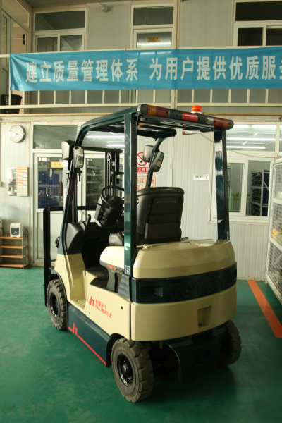 丰田电动叉车109# 7FBH15