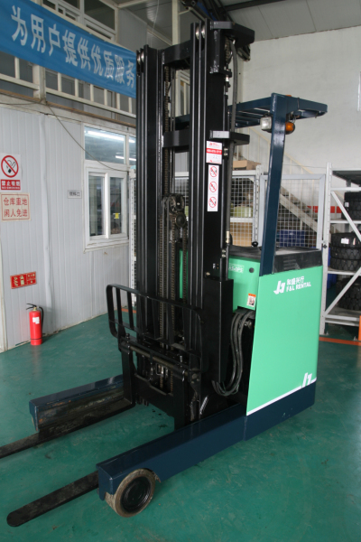 丰田电动叉车221# 7FBRS15