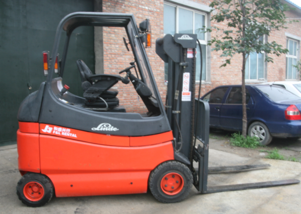 林德电动叉车276# E30