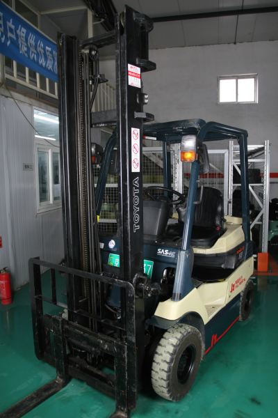 丰田电动叉车153# 7FBL15