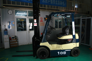 电动叉车租赁108# 7FB20