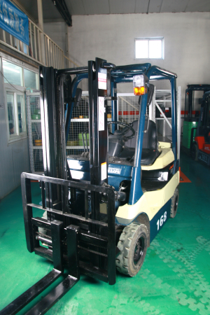 电动叉车租赁168# 7FB15
