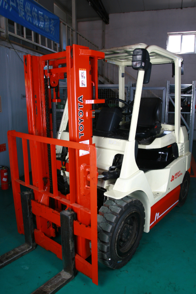 电动叉车租赁186# 7FB30