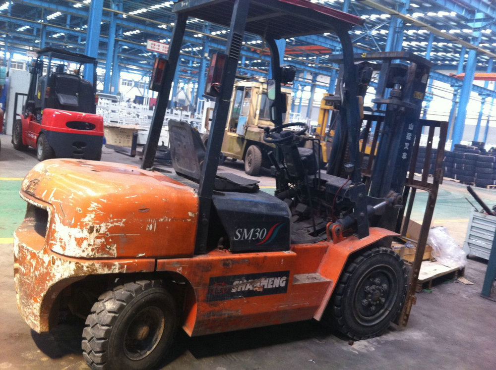 山猛3吨二手叉车