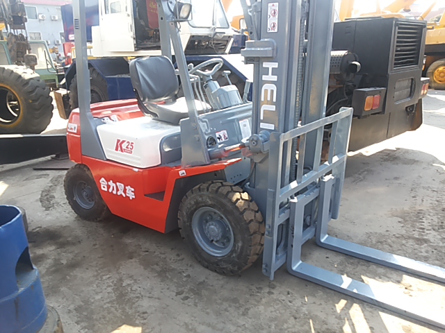 2103年新款5吨R型二手叉车供应 FD50
