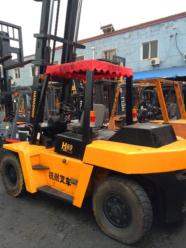 公司服务完善 专业指导 二手叉车销售部全心为您服务 齐全