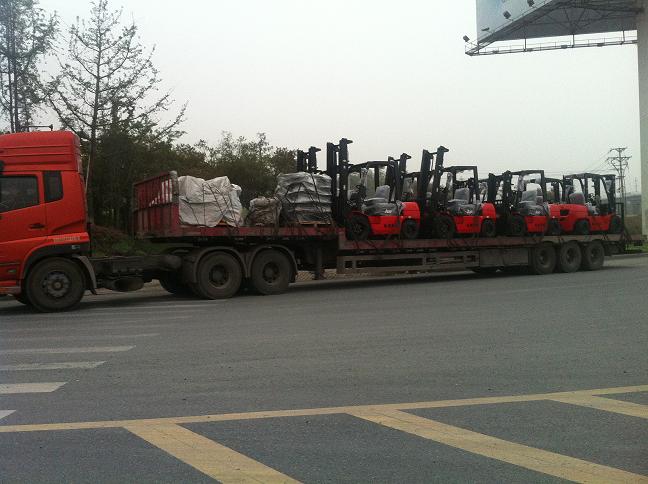 二手叉车上车就开 保养好 价格低 今天买今天发货 齐全