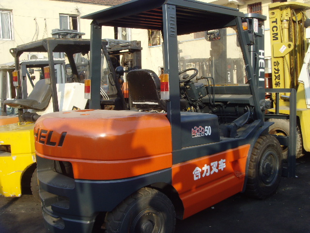合力8吨二手叉车转让,带侧移.2018年车,车况OK CPCD8