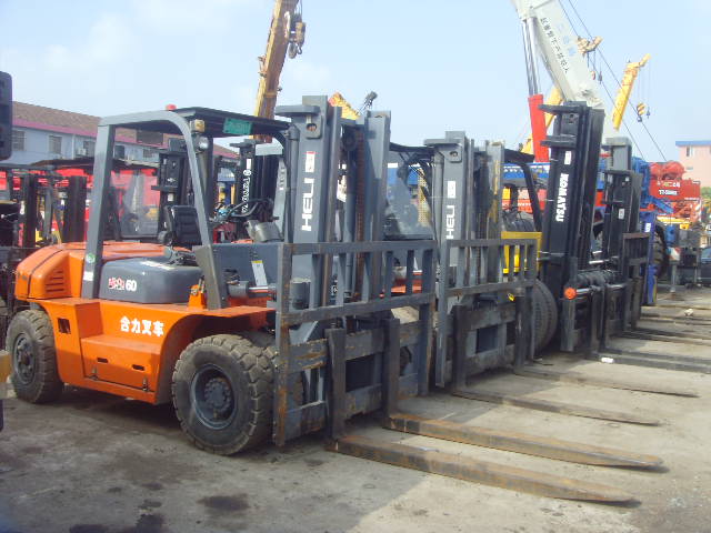 大连8吨二手叉车转让2017年款.车况好.性能OK.欢迎前来试车 ＣＰＣＤ８