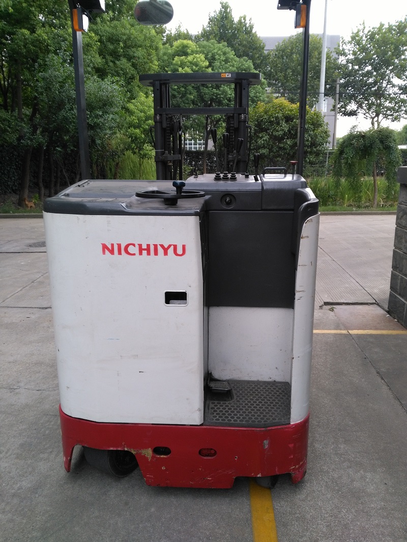 力至优站驾前移式叉车 FBR20-60-300