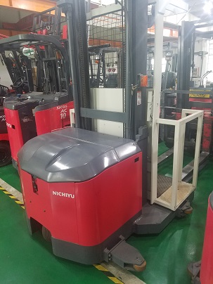 力至优电动拣选叉车 RB15D-70BC-400
