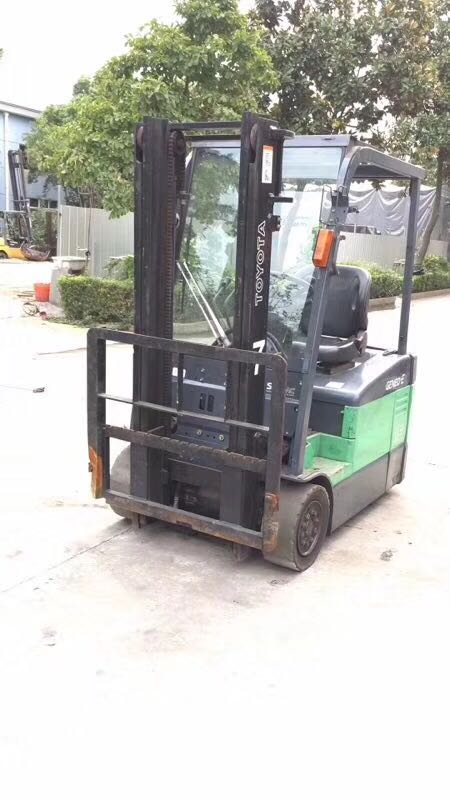 精品丰田三支点1.5吨 7FBEL15