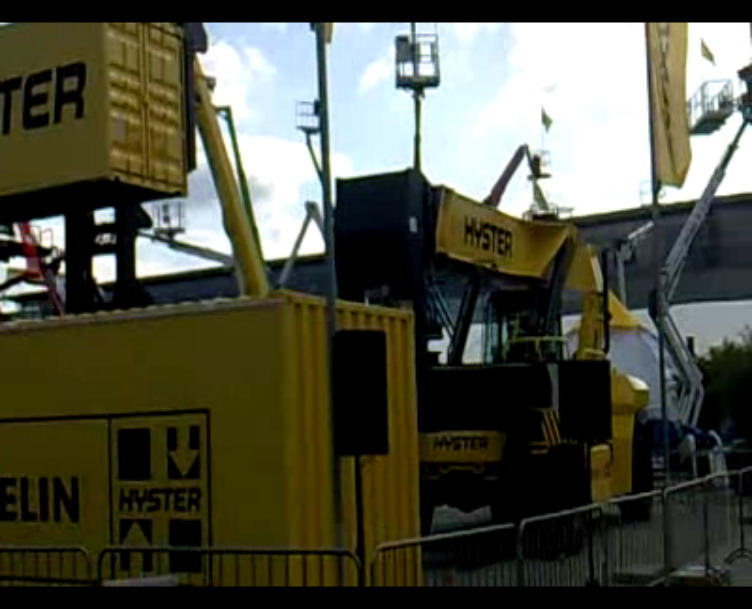 海斯特在2011德国CEMAT展示正面吊