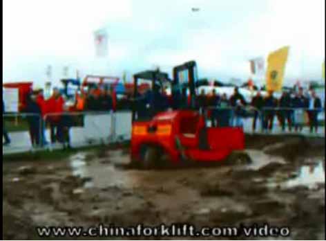 Moffett演示-爱尔兰全国耕作锦标赛