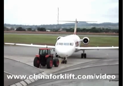 Aircraft  飞机牵引车