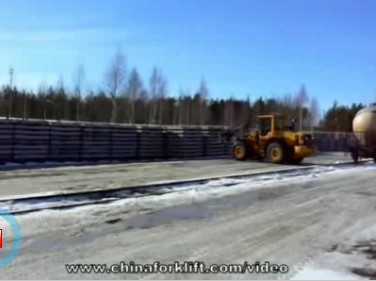 瑞典SVTRUCK重型平衡重叉车