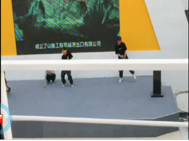 山推在BICES/IVEX 2011展会2