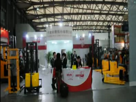 如意在2011 CeMat展览上