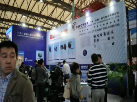 广庆在2011 CeMat展览上