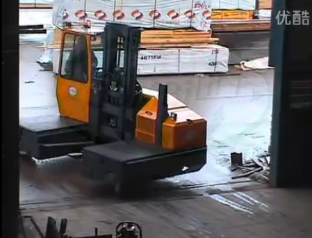 伟轮叉车万向叉车随心所欲室内室外通用