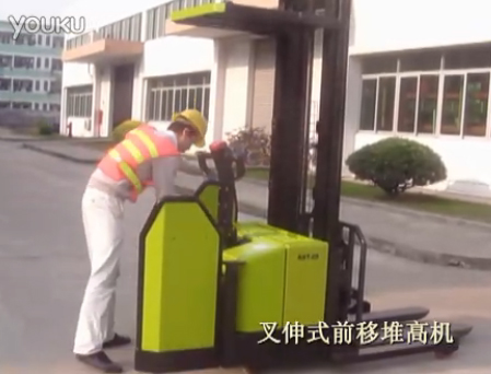 伟轮叉车（南昌）分公司 伸缩货叉全保护堆垛机