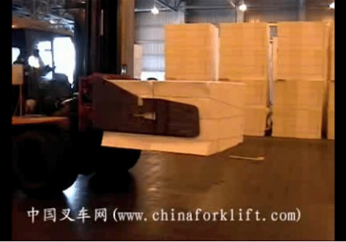 博索尼软包夹仓库搬运Bale Handling Warehouse
