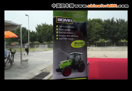 工程机械在第112届广交会上