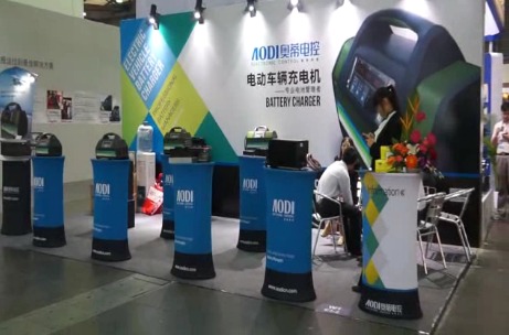 奥蒂在2012CeMat展会现场