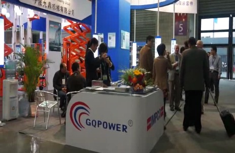 广庆在2012CeMat展会现场