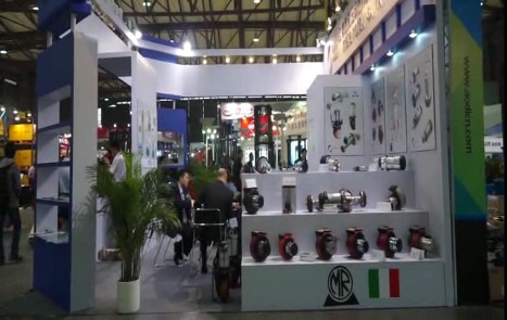 欧泰克液压在2012CeMat展会现场