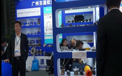 松源在2012CeMat展会现场