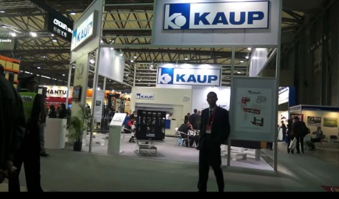 靠普在2012CeMat展会现场